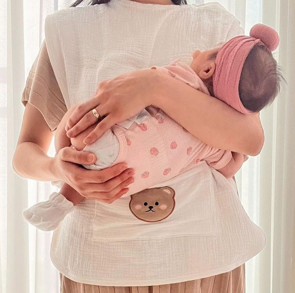베베코지 엄마 턱받이 침받이 신생아 아기 스카프빕, 1개, 1매, 엄마턱받이 추천 이미지